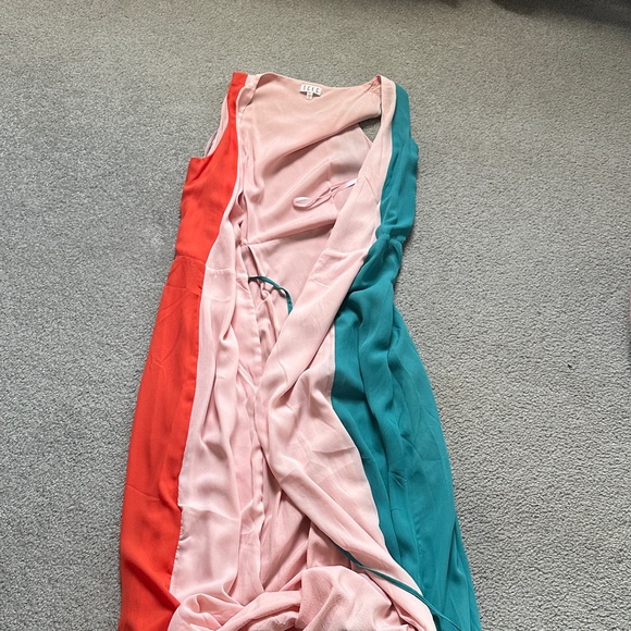 Vici Colorblock Maxi Dress - Picture 5 of 7